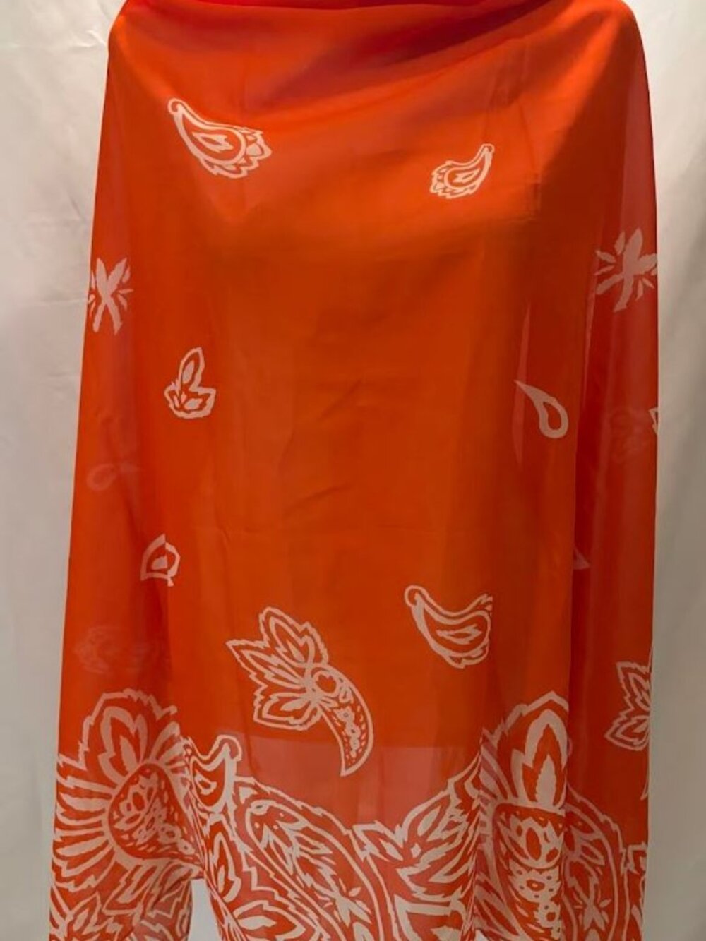 ESTEE LAUDER Orange & White Paisley Design Beach Wrap / Scarf (59" x 43")